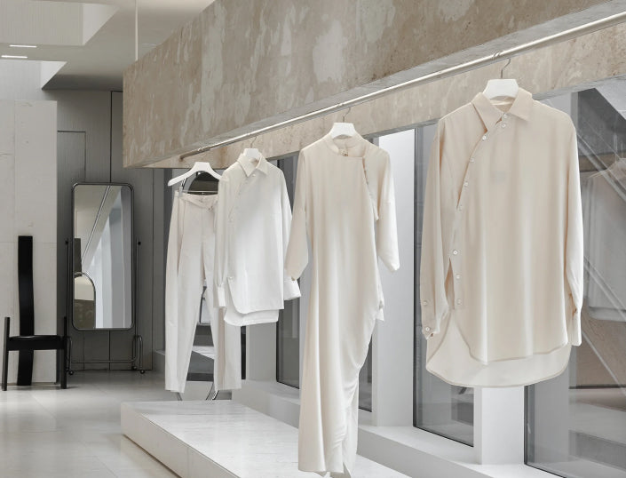 Julie Closets-blog-post-The Ultimate Choice for Sleek, Timeless Beauty-image